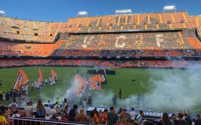 Nuestros residentes asisten a la presentación del VALENCIA CF 2023-24